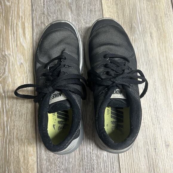 Nike Women’s US Size 6 Free 5.0 Flash 685169-001 Reflective Black Running Shoes - Picture 12 of 16